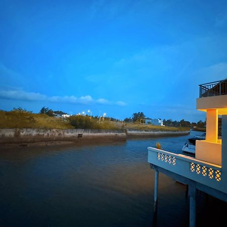 Canoe And Fishing , Free Pickup Batam Exterior foto