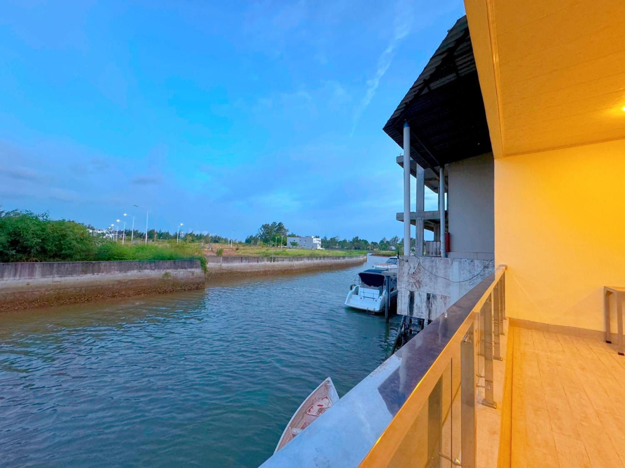 Canoe And Fishing , Free Pickup Batam Exterior foto